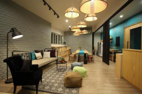 Гостиница Lupta Hostel Patong Hideaway  Патонг